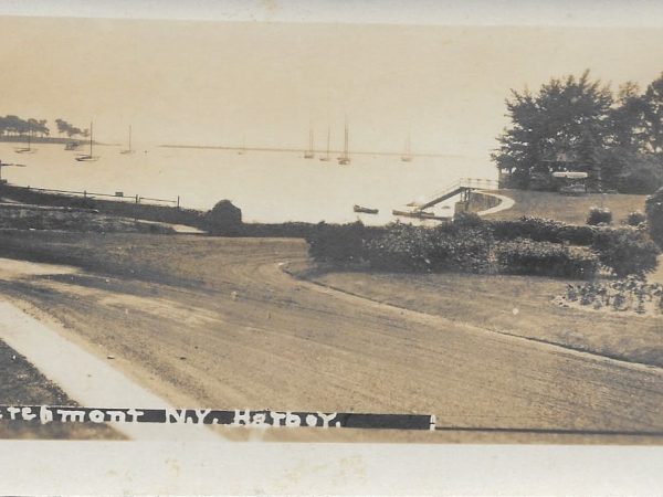 No. 2813 Larchmont Harbor, circa 1920s