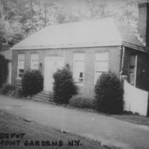 No. 4001 Larchmont Gardens Train Depot, circa 1920s