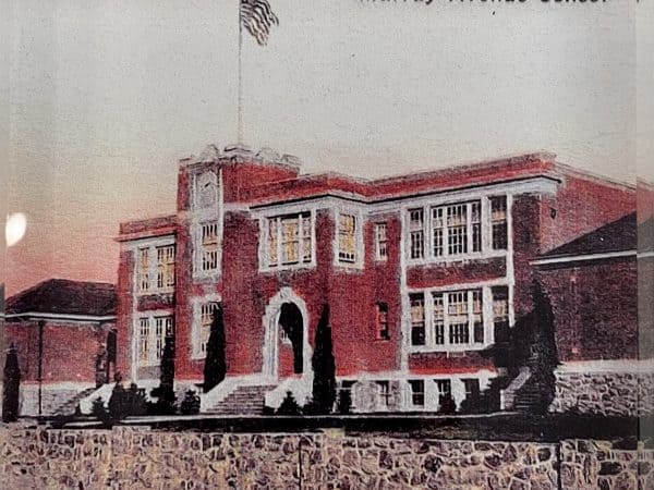 Murray Avenue Elementary School (Larchmont) Acrylic Tile